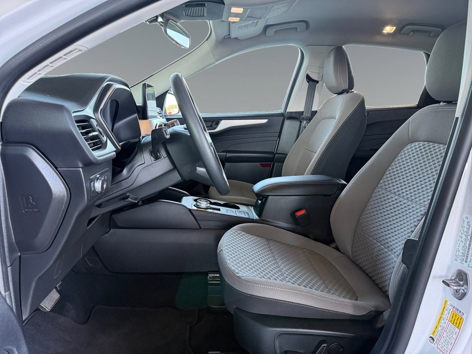 2022 Ford Escape Hybrid SE