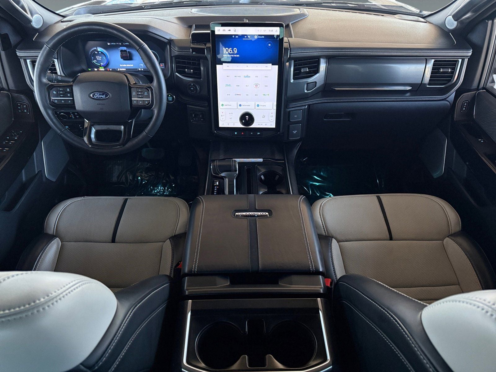 2024 Ford F-150 Lightning Platinum