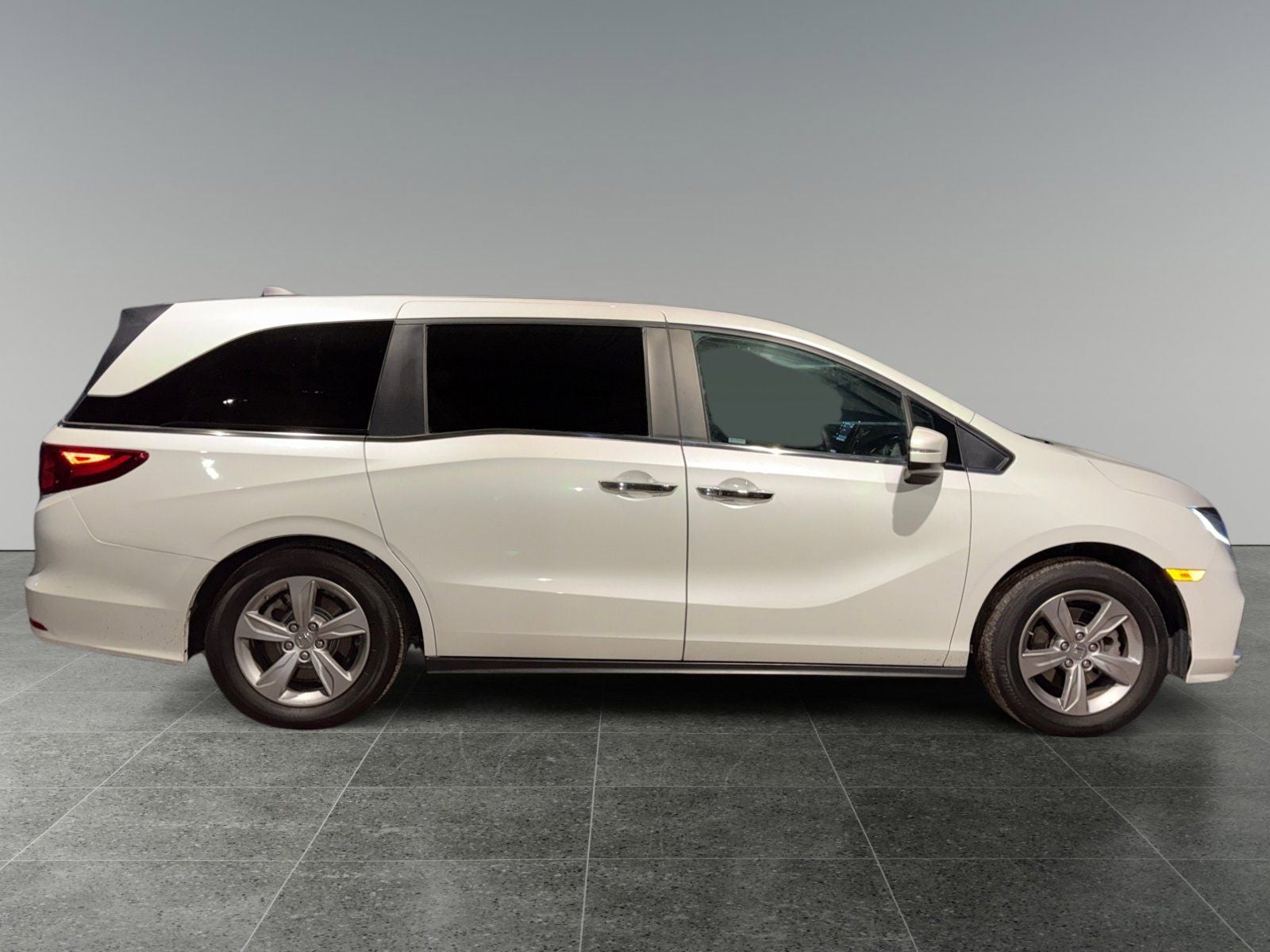2020 Honda Odyssey EX-L w/Navigation and Rear Entertainment System