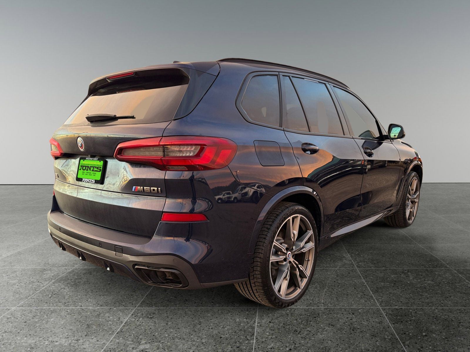 2023 BMW X5 M50i