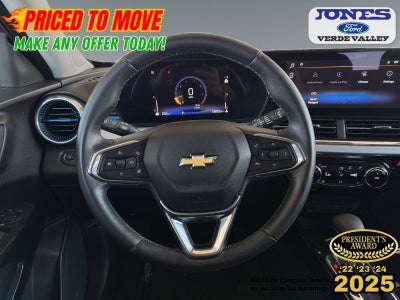 2025 Chevrolet Trax LT