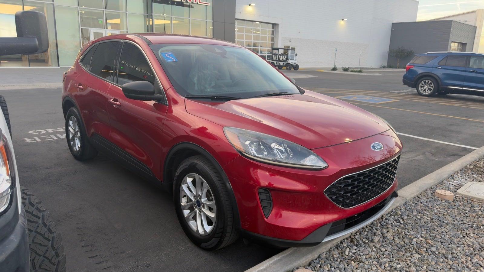 2022 Ford Escape SE