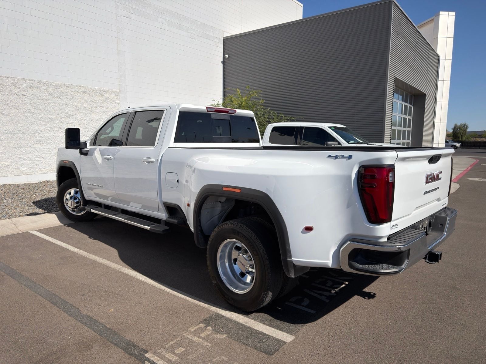 2025 GMC Sierra 3500HD SLE