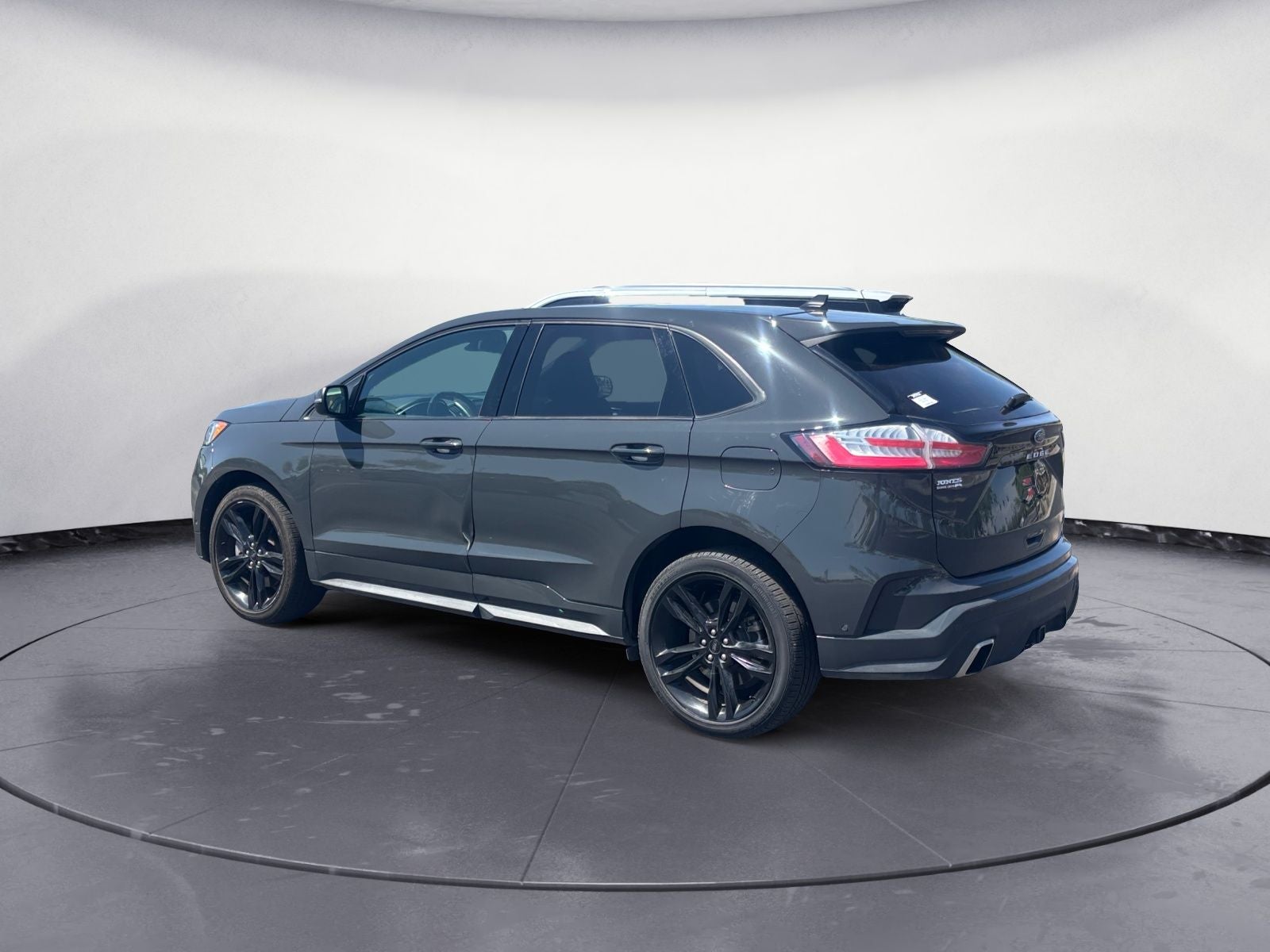 2021 Ford Edge ST