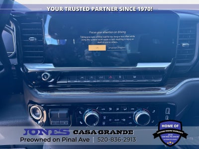 2025 GMC Sierra 1500 Elevation