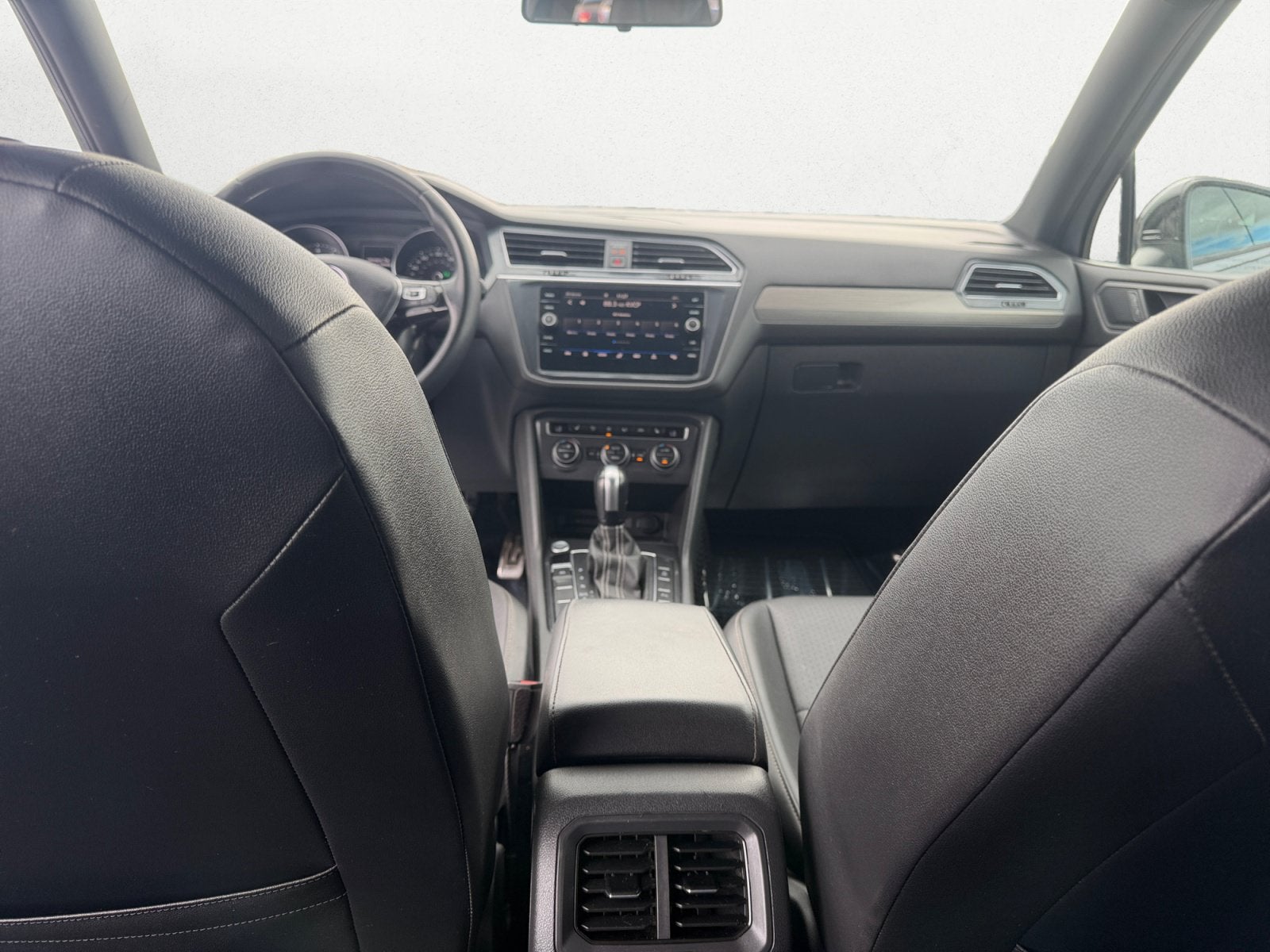 2021 Volkswagen Tiguan 2.0T SE R-Line Black