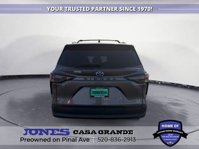 2023 Toyota Sienna XLE