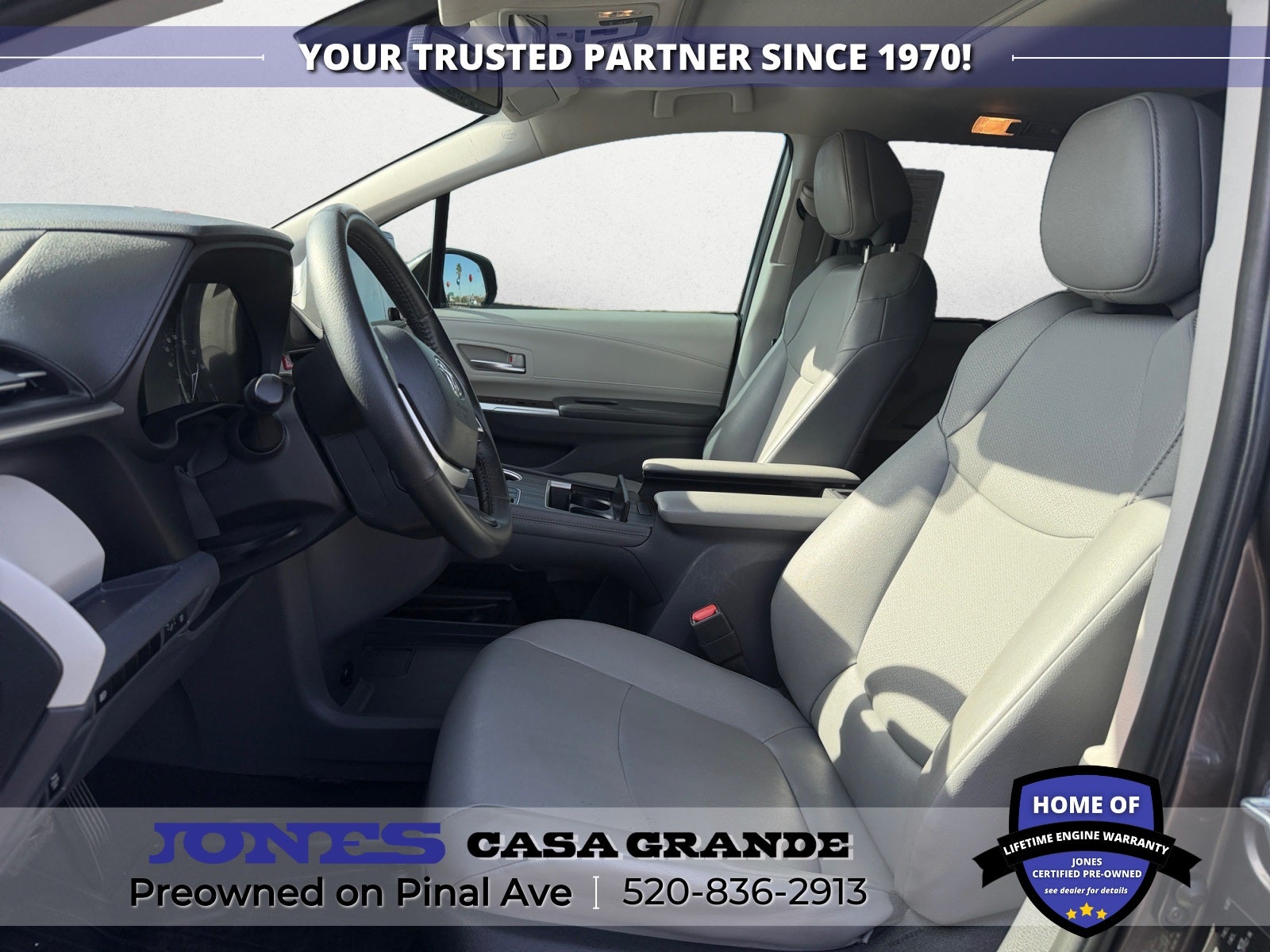 2023 Toyota Sienna XLE