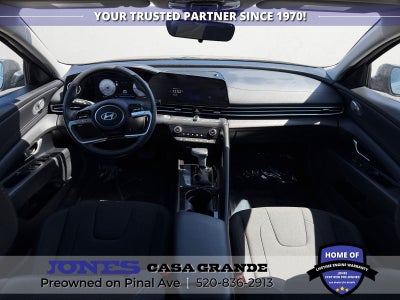 2025 Hyundai Elantra SEL Convenience