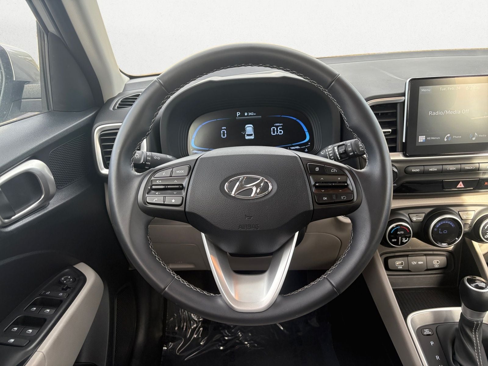 2025 Hyundai Venue SEL