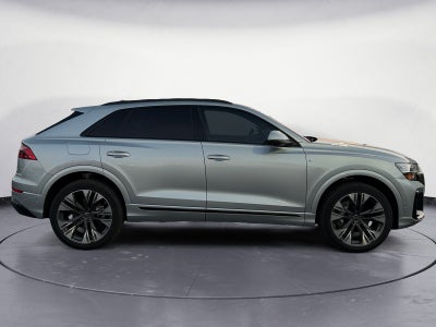 2025 Audi Q8 55 Prestige quattro