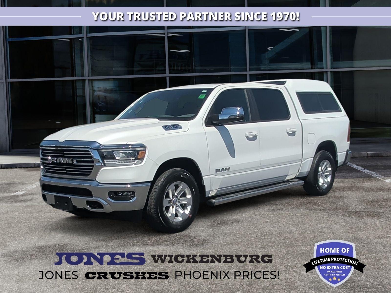 2024 RAM 1500 Laramie 4x4 Crew Cab 5'7's photo