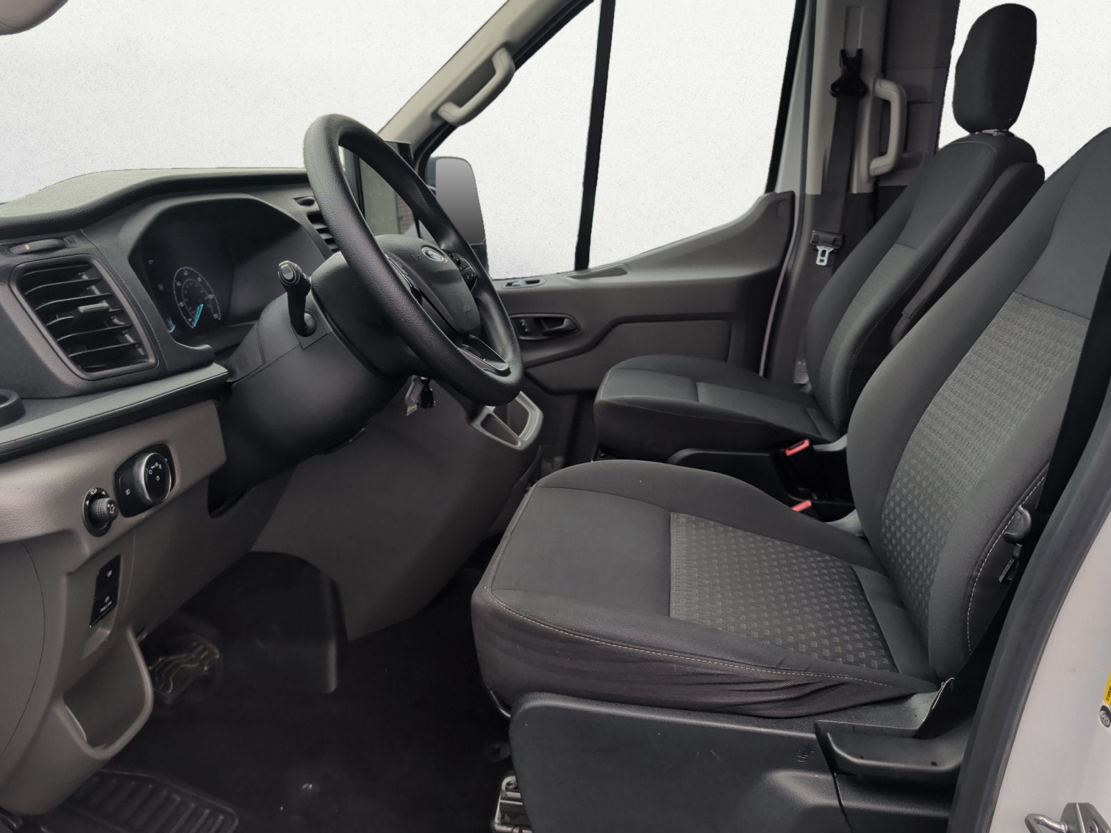 2022 Ford Transit-350 XLT
