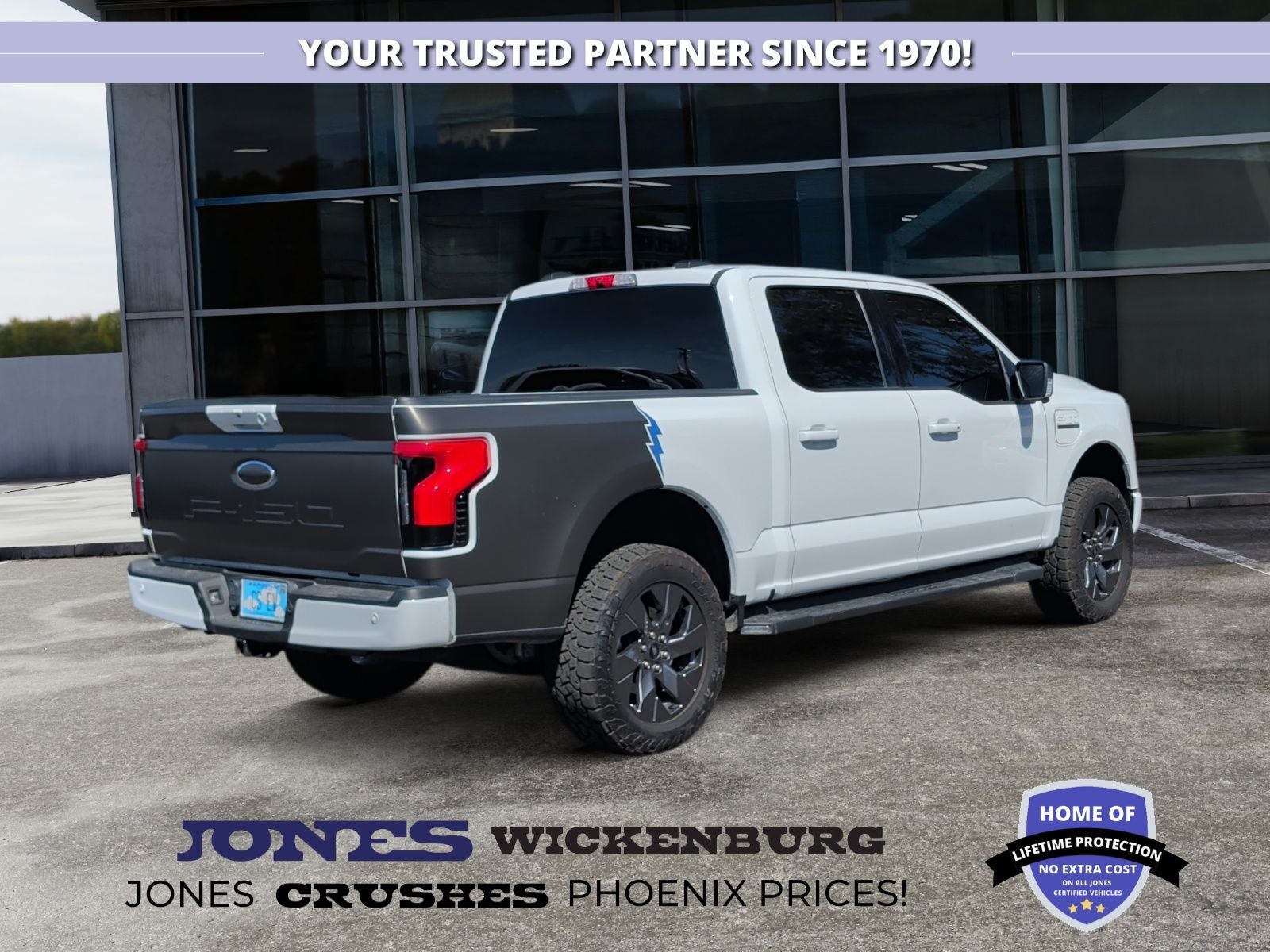 2023 Ford F-150 Lightning XLT