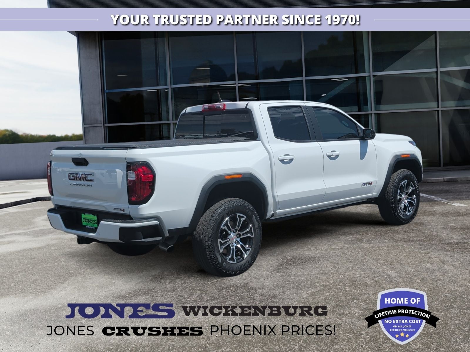 2025 GMC Canyon AT4
