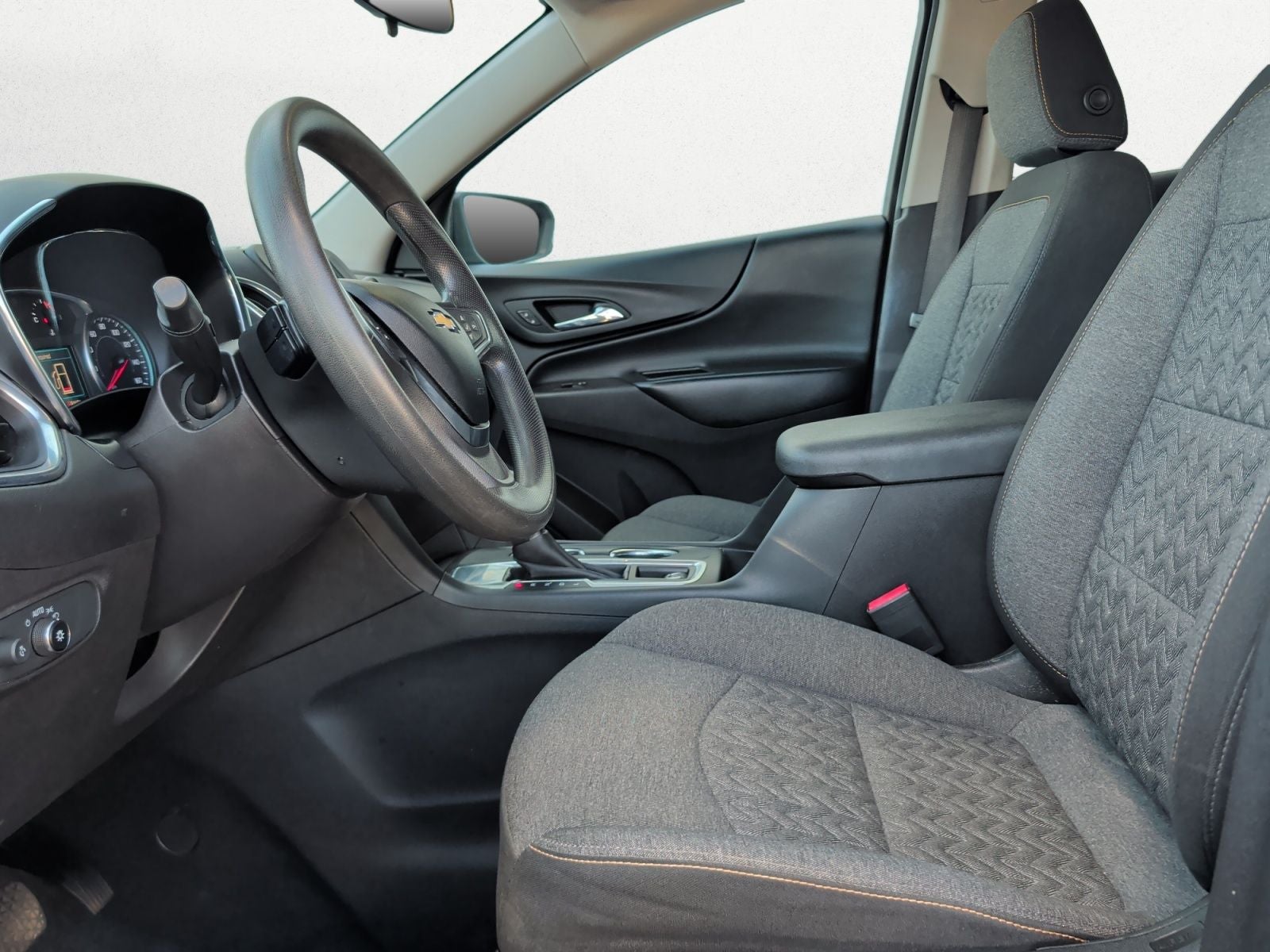 2023 Chevrolet Equinox LT - Photo 10