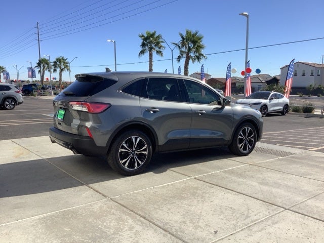 2021 Ford Escape SE Hybrid
