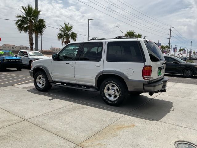 2000 Ford Explorer XLT