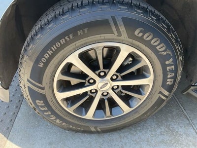 2020 Ford Expedition XLT