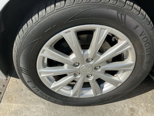 2011 Buick Lucerne CX