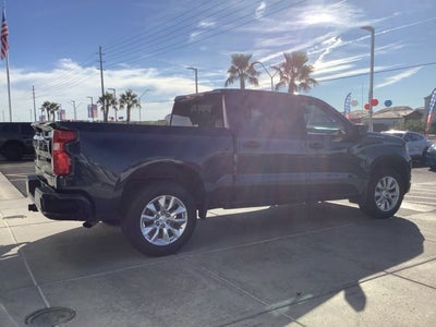 2022 Chevrolet Silverado 1500 Custom