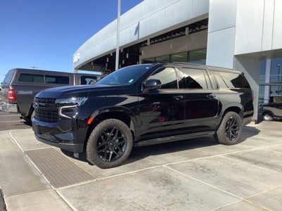 2024 Chevrolet Suburban RST