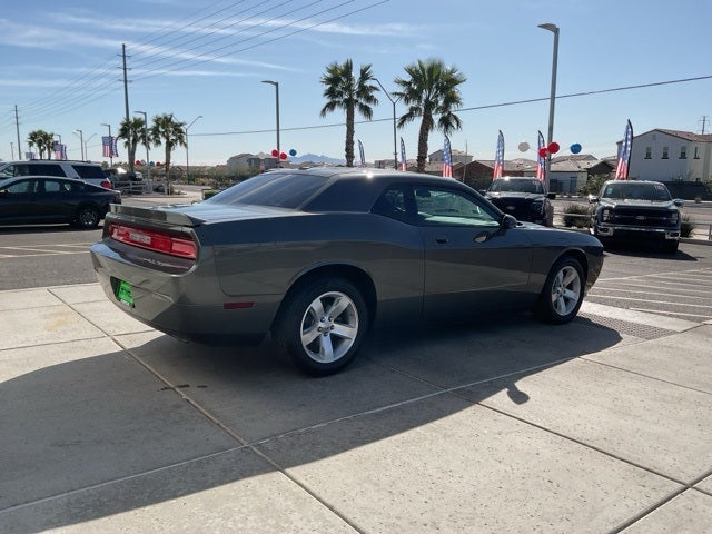 2009 Dodge Challenger SE