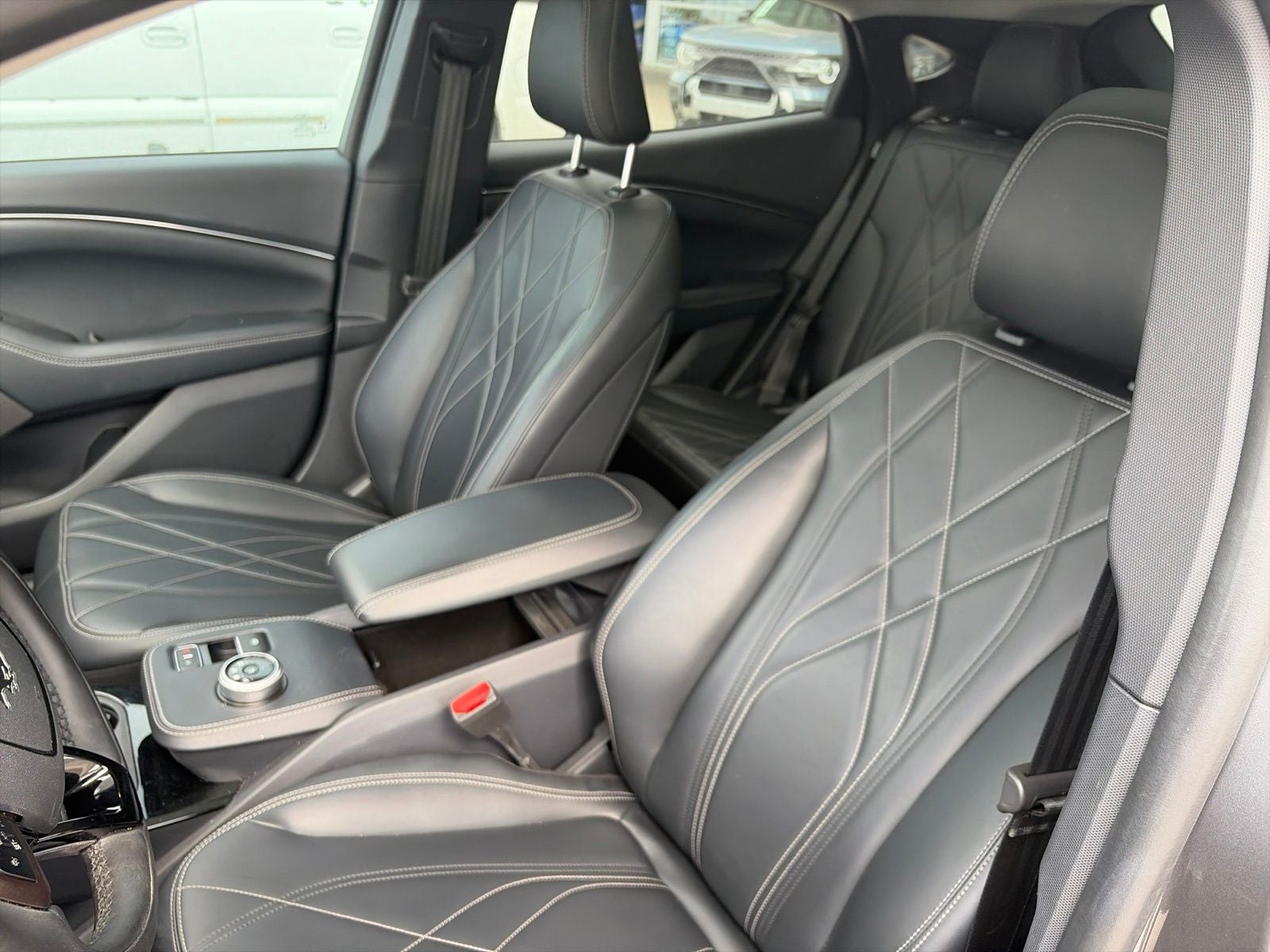 2023 Ford Mustang Mach-E California Route 1