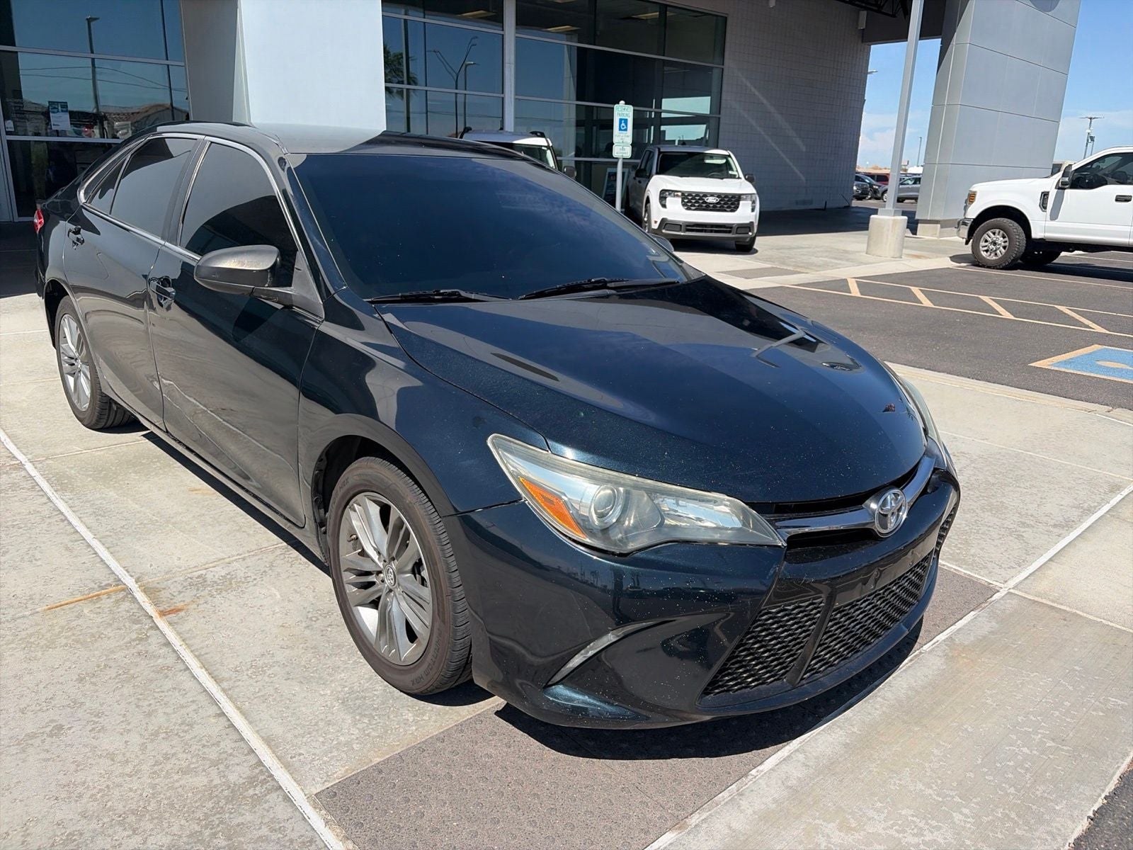 2016 Toyota Camry SE