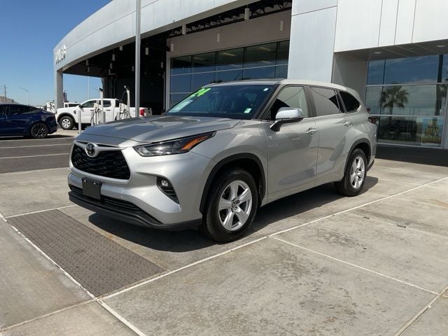 2024 Toyota Highlander LE