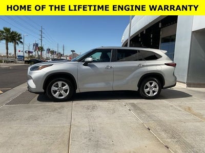 2024 Toyota Highlander LE