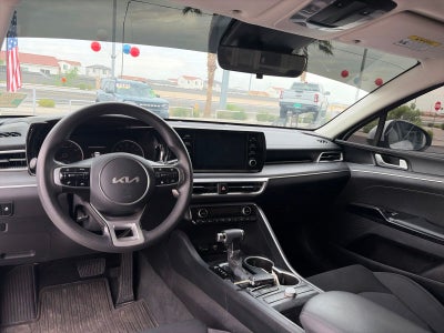2022 Kia K5 LX