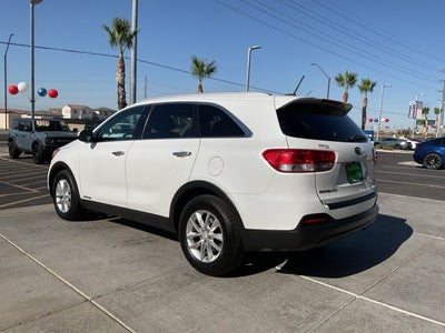 2016 Kia Sorento LX