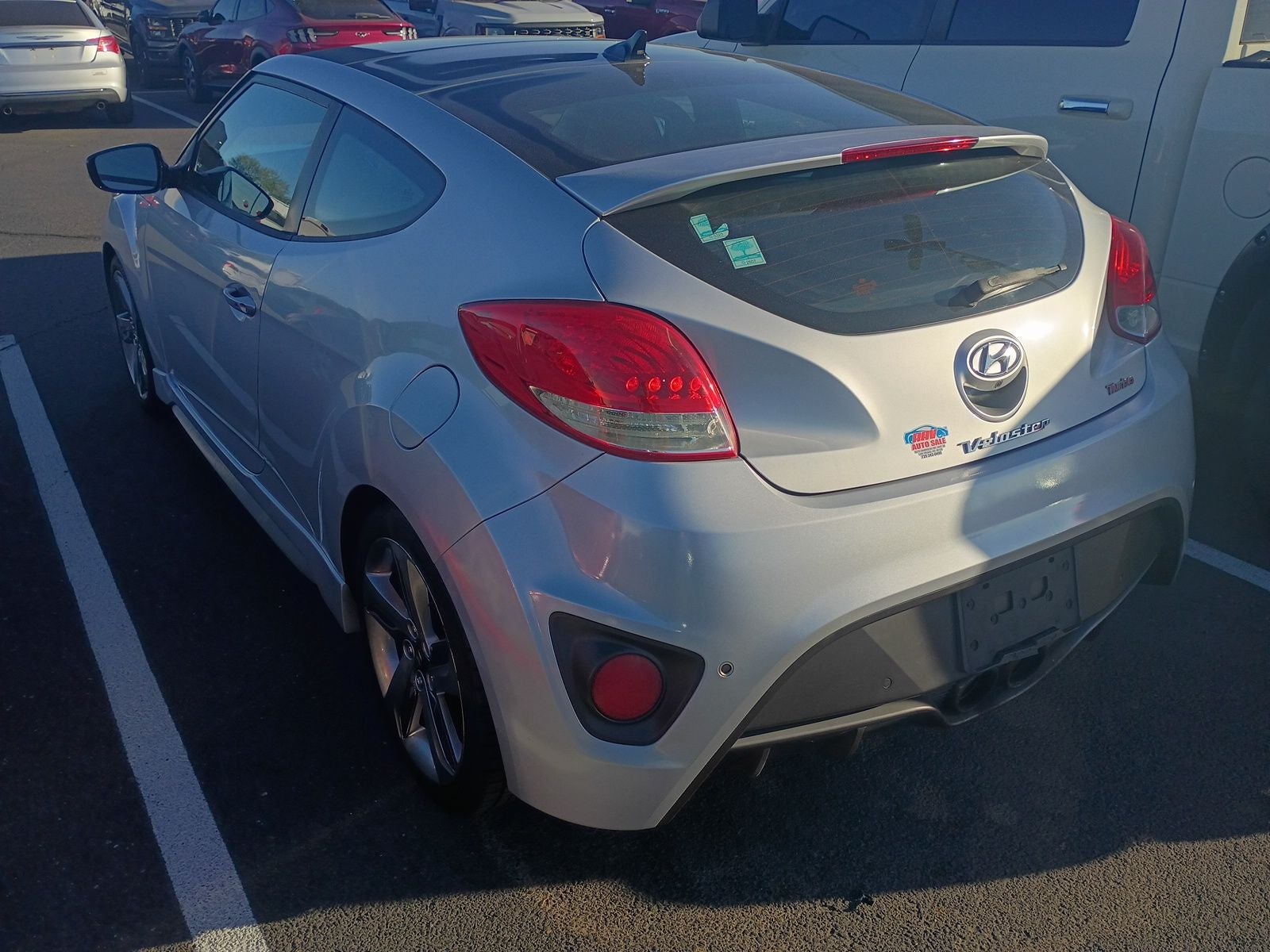 2013 Hyundai Veloster Turbo w/Black