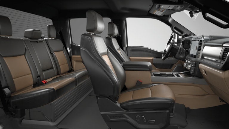 2026 Ford Super Duty F-350 DRW LARIAT
