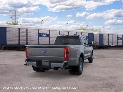 2026 Ford Super Duty F-350 DRW LARIAT
