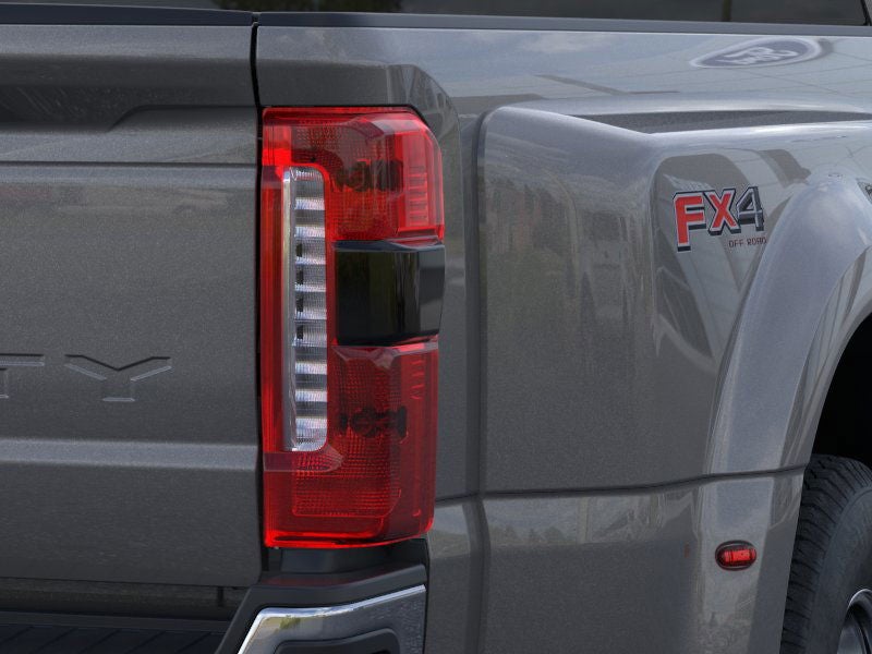 2026 Ford Super Duty F-350 DRW XLT